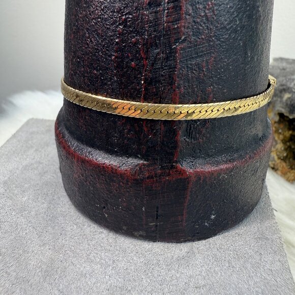 Vintage Gold Tone Flat Herringbone Chain Bracelet 7" - Picture 1 of 7